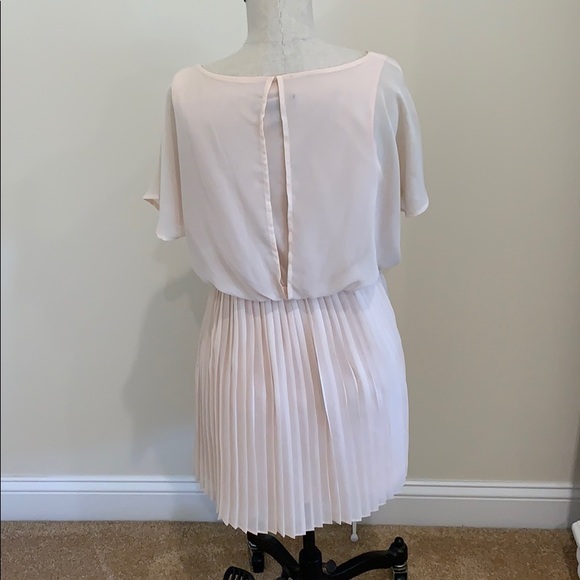 Powder Pink Dress - Picture 5 of 6